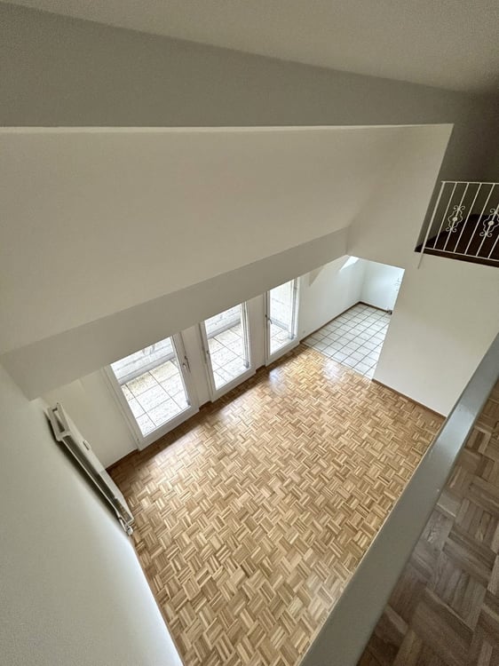 Charmante 3.5-Zimmer-Maisonette-Wohnung mit Balkon 12