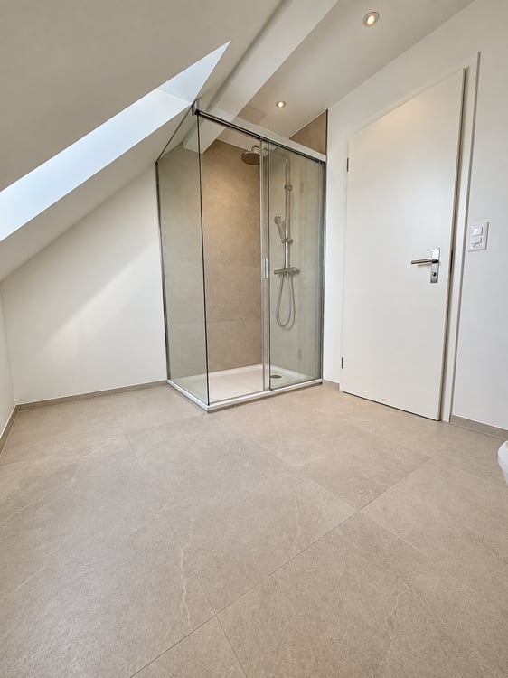 Besonderes Wohngefühl unter dem Dach – 2.5 Zimmer in Münchenstein 10