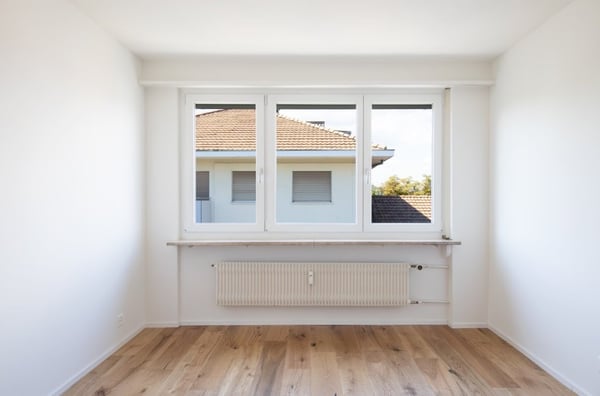 Helle und zentralgelegene 4-Zimmer-Wohnung mit Balkon in Basel 4