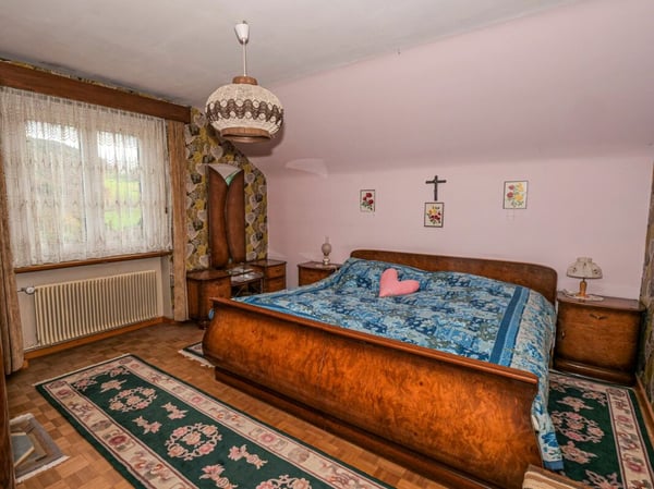 Freistehendes Sonnenhaus mit Weitsicht & viel Potenzial 6