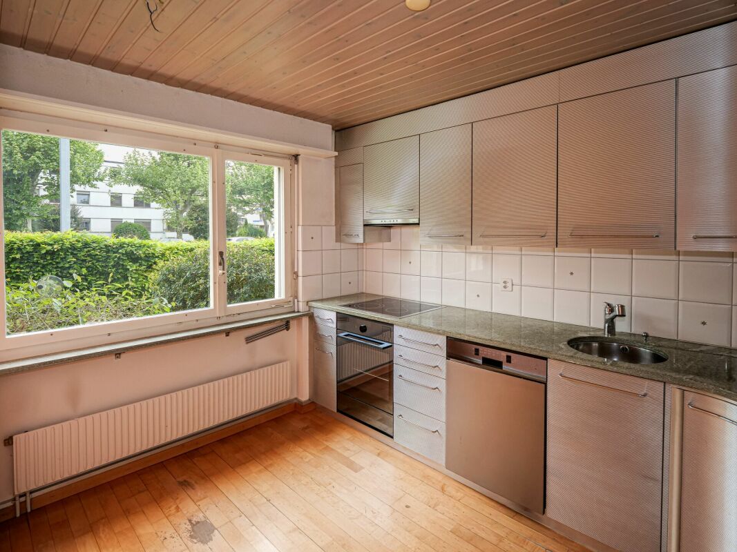 Doppleinfamilienhaus mit grossem Garten, ideal für Familien