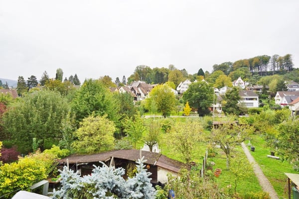 Charmante Dachgeschosswohnung mit Gartenanteil 7