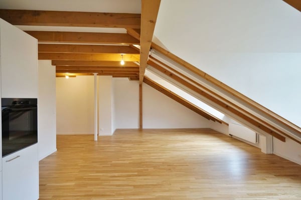 Charmante Dachgeschosswohnung mit Gartenanteil 2