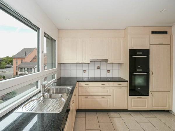 Hereinspaziert in die 4.5 Zimmer-Dachwohnung 3