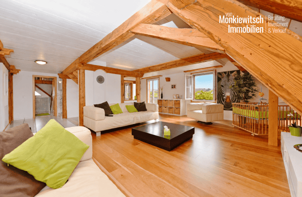 Charmante 5.5-Zimmer-Maisonette-Wohnung in historischem Altbau – Aristau 3