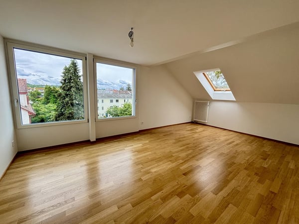 Elegante Maisonette-Dachwohnung mit Aussicht und Smart Home 2