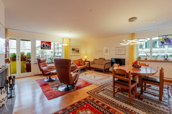 Gepflegte und gemütliche 1.5 Z' Wohnung mit EHP in beliebtem Quartier in Basel 1