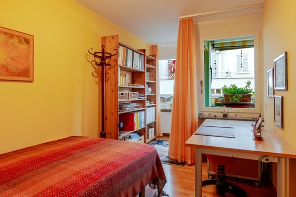 Gepflegte und gemütliche 1.5 Z' Wohnung mit EHP in beliebtem Quartier in Basel 7