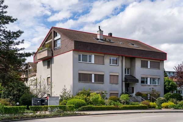 1.5 Z' Dachwohnung- hier wartet jedglicher Komfort auf Ihre Familie und Sie 12