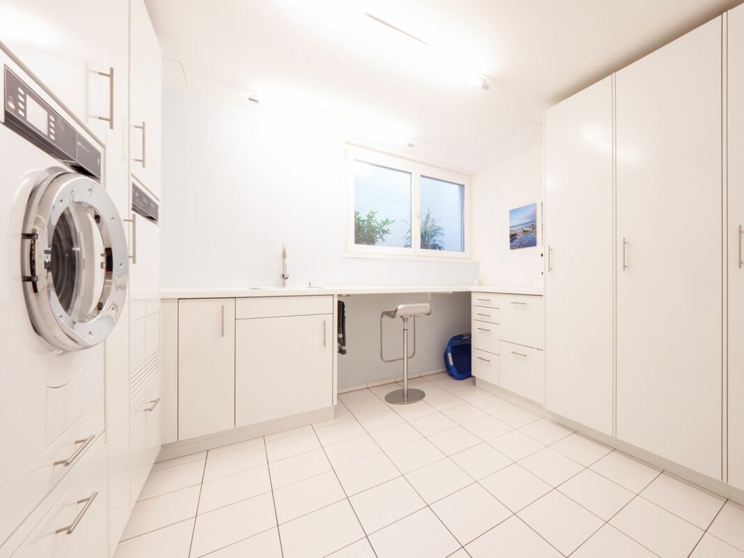 Appartamento Maisonette 4.5 Locali con Giardino da Sogno, Collegamento Ascensore Interno + Molta Privacy