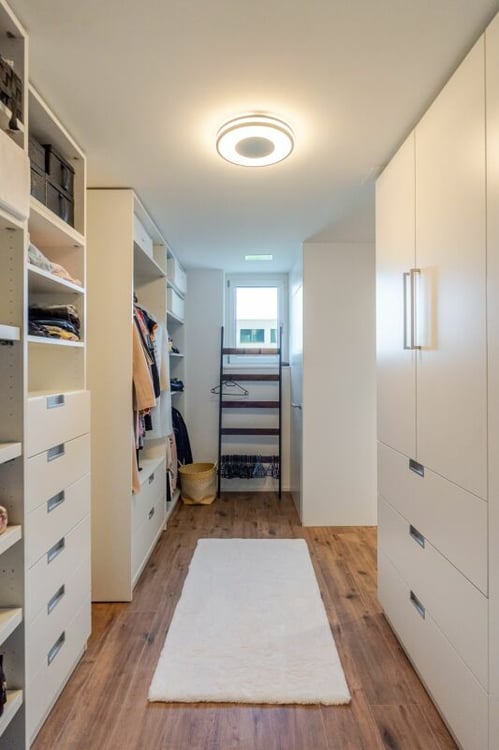 Neuwertige 5.5 Z' Maisonette-Gartenwohnung mit herrlicher Aussicht und 2 EHP's 11