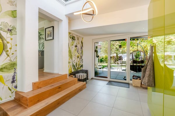 Modern renoviertes 3.5 Z` Doppeleinfamilienhaus mit idyllischem Garten 3
