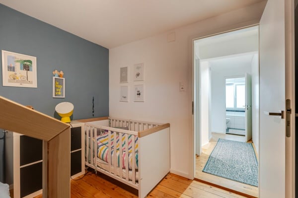 Modern renoviertes 3.5 Z` Doppeleinfamilienhaus mit idyllischem Garten 7