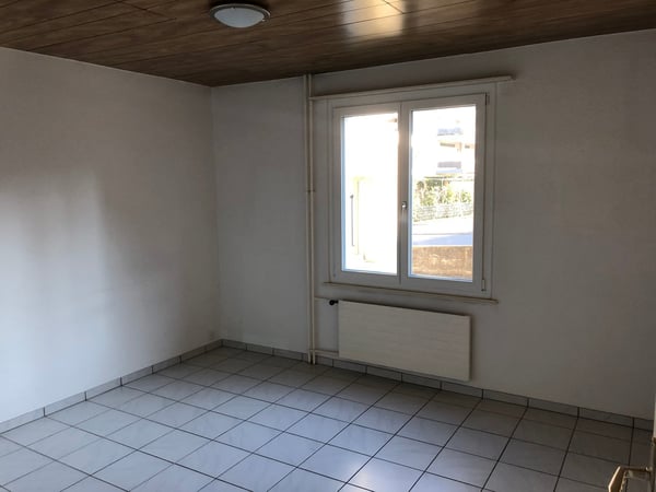 Schöne 2.5 Zimmer Erdgeschoss Wohnung mit Balkon 6