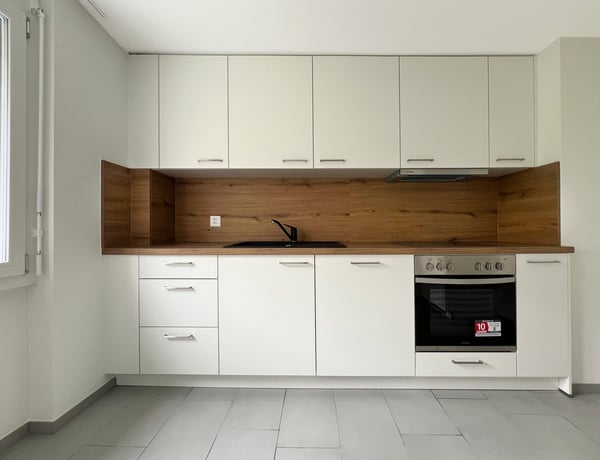 Frisch sanierte, moderne 3 Zimmer Wohnung mit Balkon – sofort verfügbar! 3