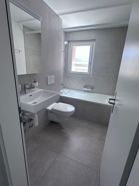 Sofort verfügbar! - frisch sanierte 2 Zimmer Wohnung mit Balkon 10