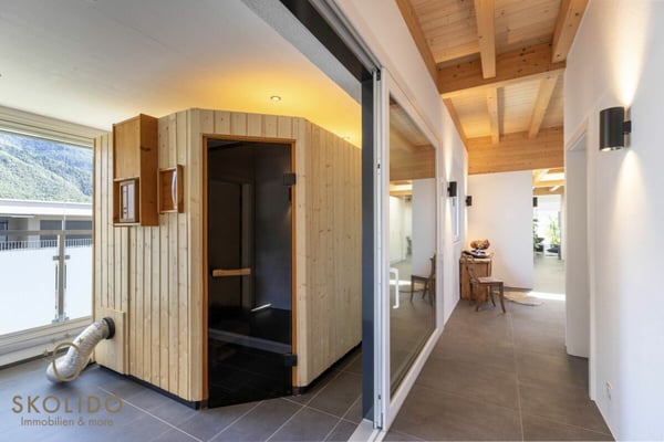 Hochwertige 1.5-Zimmer-Attikawohnung in Visp - Überbauung Mondpark 27