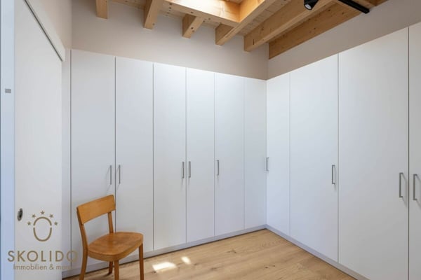 Hochwertige 1.5-Zimmer-Attikawohnung in Visp - Überbauung Mondpark 19