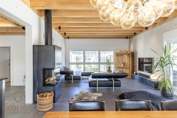 Hochwertige 1.5-Zimmer-Attikawohnung in Visp - Überbauung Mondpark 10