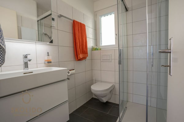 Idyllisches Chalet in mitten der schweizer Alpen mit Umschwung 11