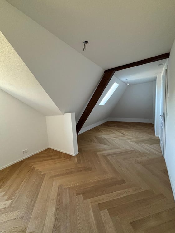 Wunderschöne, frisch kernsanierte Maisonette-Wohnung – sofort verfügbar! 4