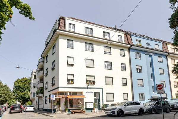 1-Zimmer-Perle mit Balkon und Hobbyraum 2