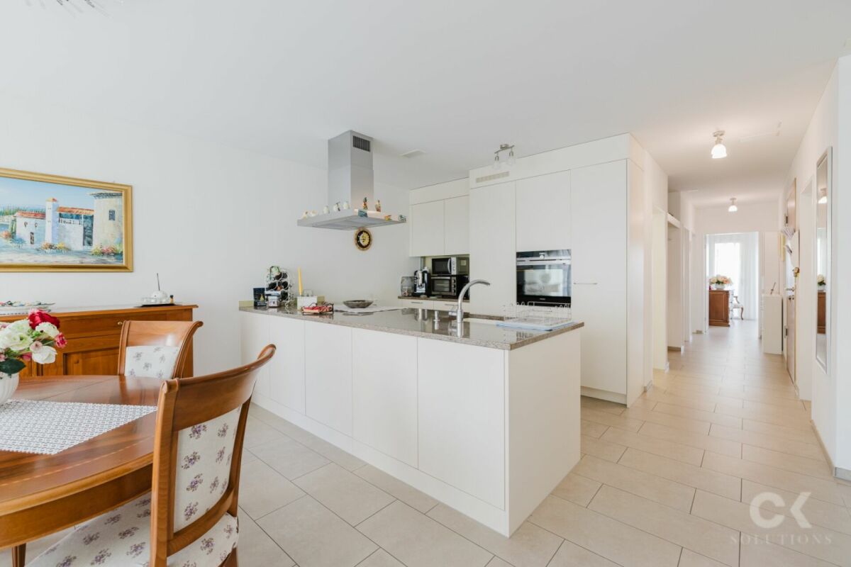 Appartement Minergie moderne avec jardin idyllique dans un emplacement central