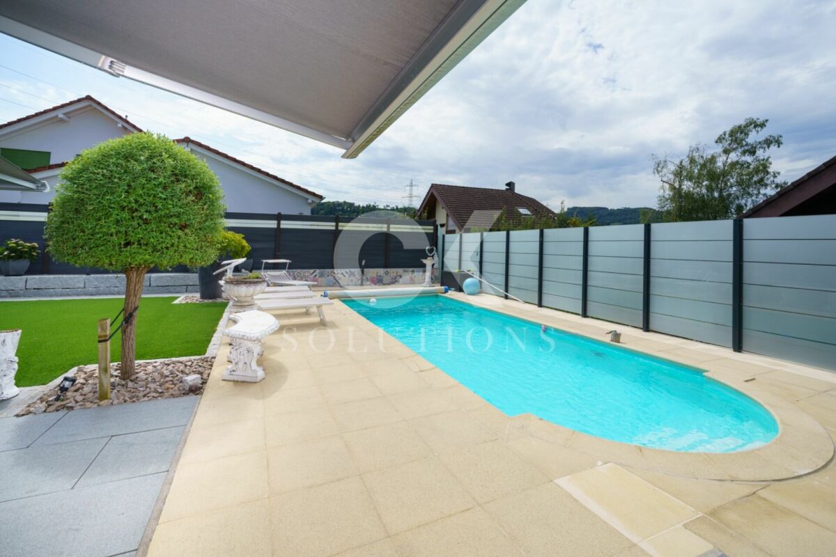 Villa de rêve exclusive avec vue panoramique - Vie luxueuse dans un emplacement idéal !