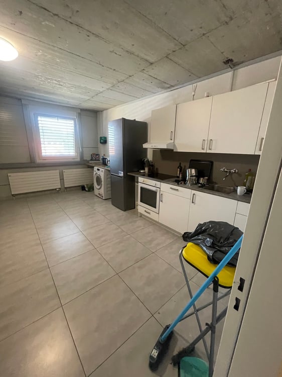 Helles Atelier / Verkaufsfläche zu vermieten in Bannwil 5