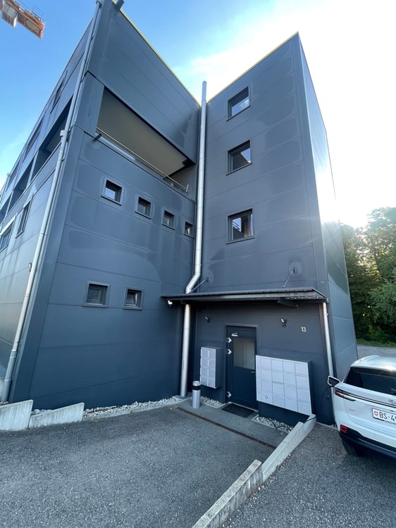 Helles Atelier / Verkaufsfläche zu vermieten in Bannwil 7
