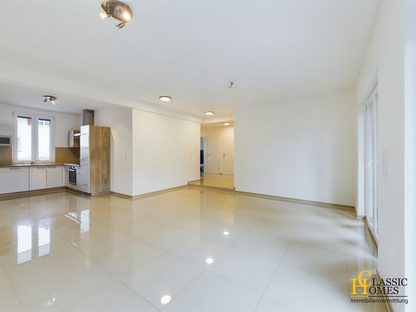 NEUWERTIGES UND KERNSANIERTES MEHRFAMILIENHAUS - BR 4.6% 6