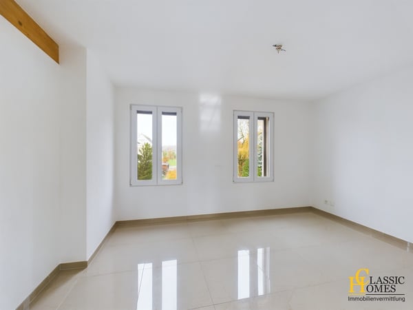 NEUWERTIGES UND KERNSANIERTES MEHRFAMILIENHAUS - BR 4.6% 11