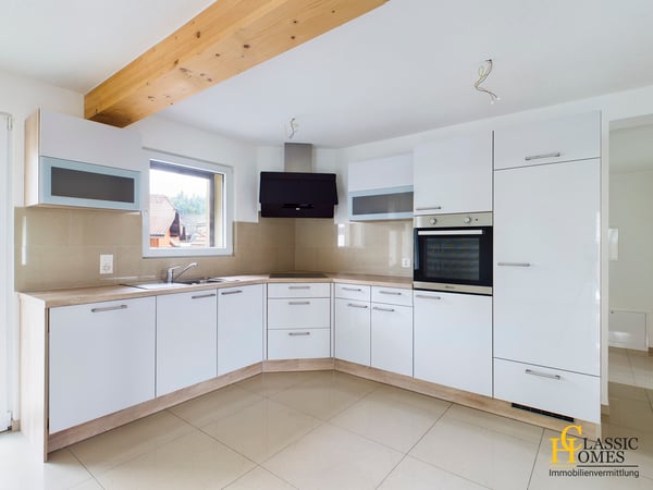 NEUWERTIGES UND KERNSANIERTES MEHRFAMILIENHAUS - BR 4.6% 9