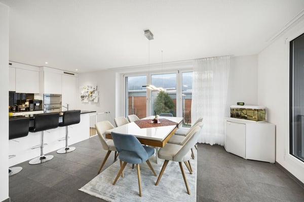 1.5-Zimmer-Wohnung mit grosser Terrasse und Tiefgarage 2