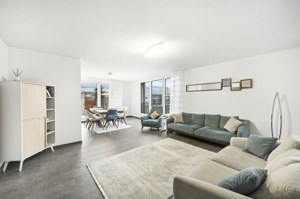 1.5-Zimmer-Wohnung mit grosser Terrasse und Tiefgarage 1