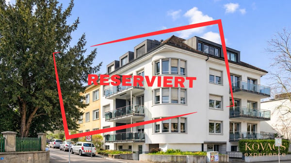 Saniertes 2.5-Zimmer-Apartment mit zwei Balkonen im Gundeli 1