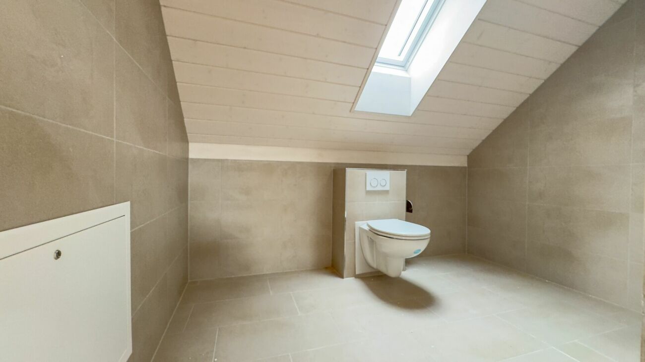 Affordable semi-detached house in central location