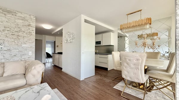 Grosszügige 1.5-Zimmer Wohnung im beliebten Holenacker-Quartier 1