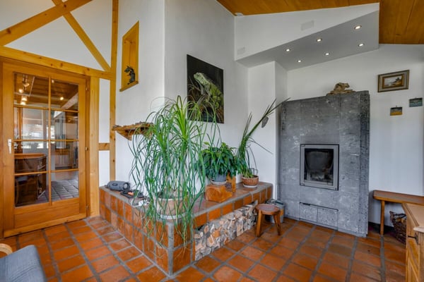 Grosses Einfamilienhaus mit Einliegerwohnung und zusätzliche Bauparzelle(Seesicht) 21