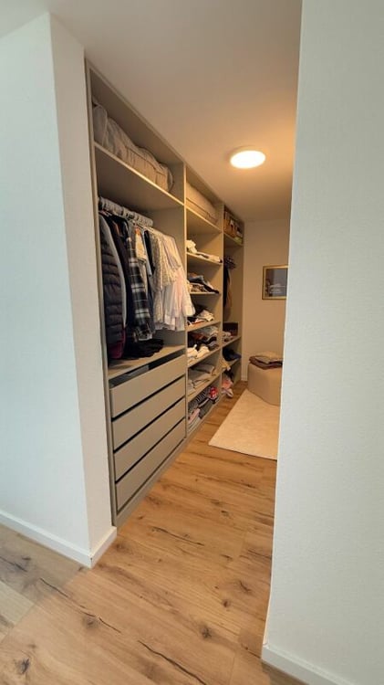 1.5 Zimmer-Attika-Wohnung mit schöner Terrasse samt Aussicht! 12