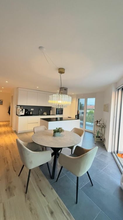 1.5 Zimmer-Attika-Wohnung mit schöner Terrasse samt Aussicht! 9