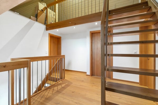 Qualität triftt Komfort-EFH mit Galerie, Anbau&grossem Grundstück 10