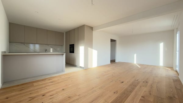 Kernsaniertes MFH mit Baulandreserve an steuergünstigen Gemeinde 5