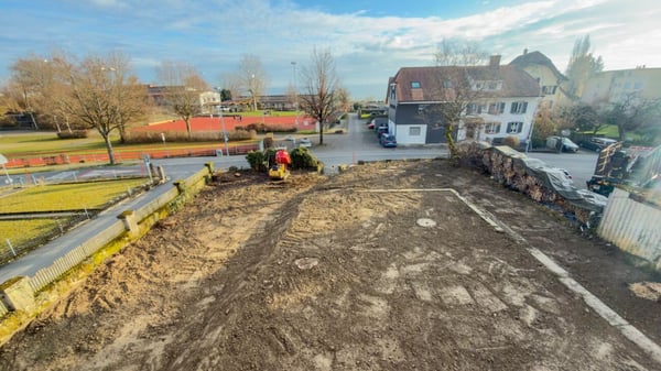 Kernsaniertes MFH mit Baulandreserve an steuergünstigen Gemeinde 8