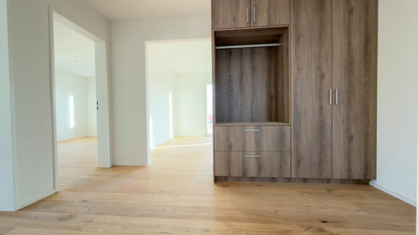 Kernsaniertes MFH mit Baulandreserve an steuergünstigen Gemeinde 11