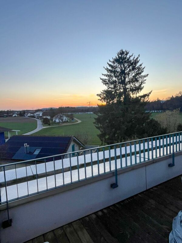 Modernes Wohnen mit Galerie und Wellness-Extras in Kriegstetten