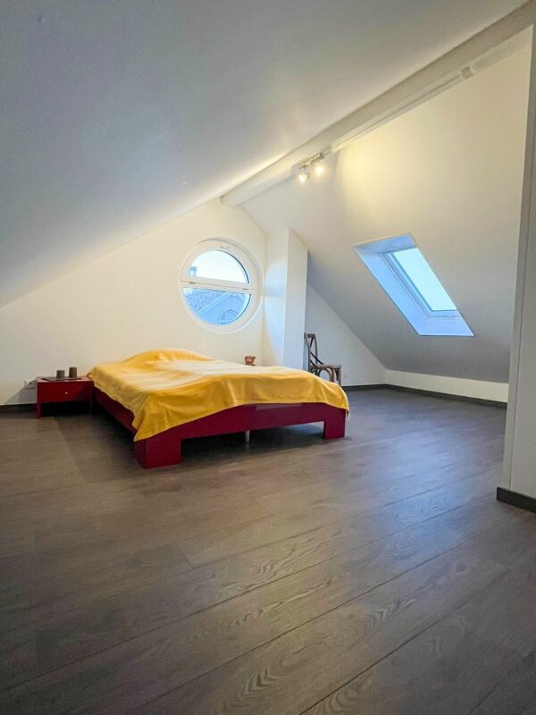 Modernes Wohnen mit Galerie und Wellness-Extras in Kriegstetten