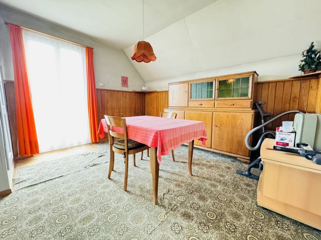 5.5-Zimmer Einfamilienhaus mit Potenzial in familienfreundlicher Lage