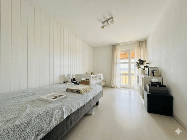 Attraktives 6.5-Zimmer-Doppeleinfamilienhaus 9