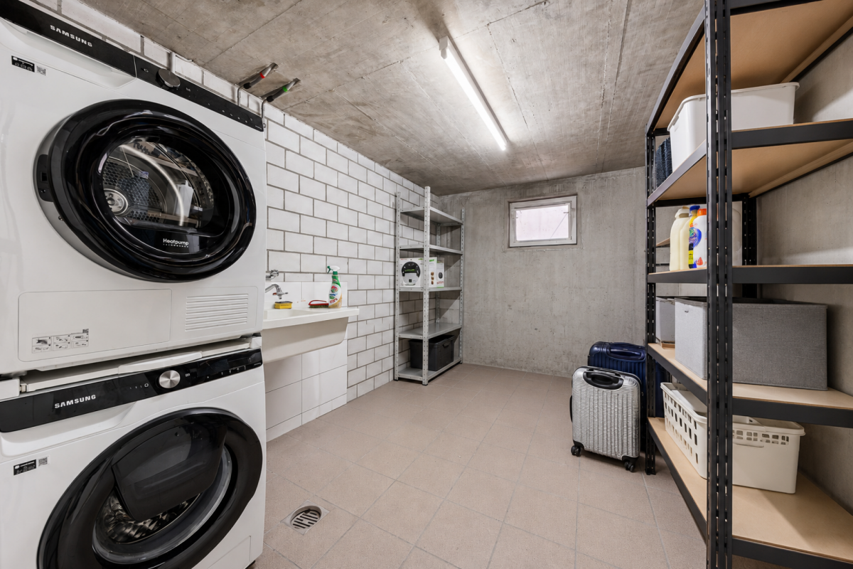 Moderne und grosszügige 4.5 Zi. Wohnung an zentraler Lage